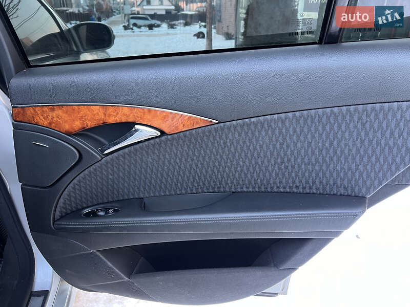 Седан Mercedes-Benz E-Class 2004 в Киеве фото 85 Седан Mercedes-Benz E-Class 2004 в Киеве