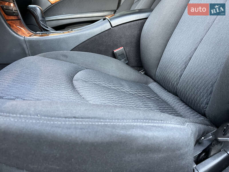 Седан Mercedes-Benz E-Class 2004 в Киеве фото 90 Седан Mercedes-Benz E-Class 2004 в Киеве