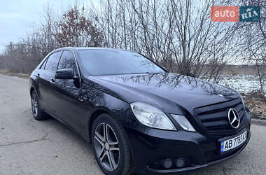 Седан Mercedes-Benz E-Class 2010 в Вашковцах