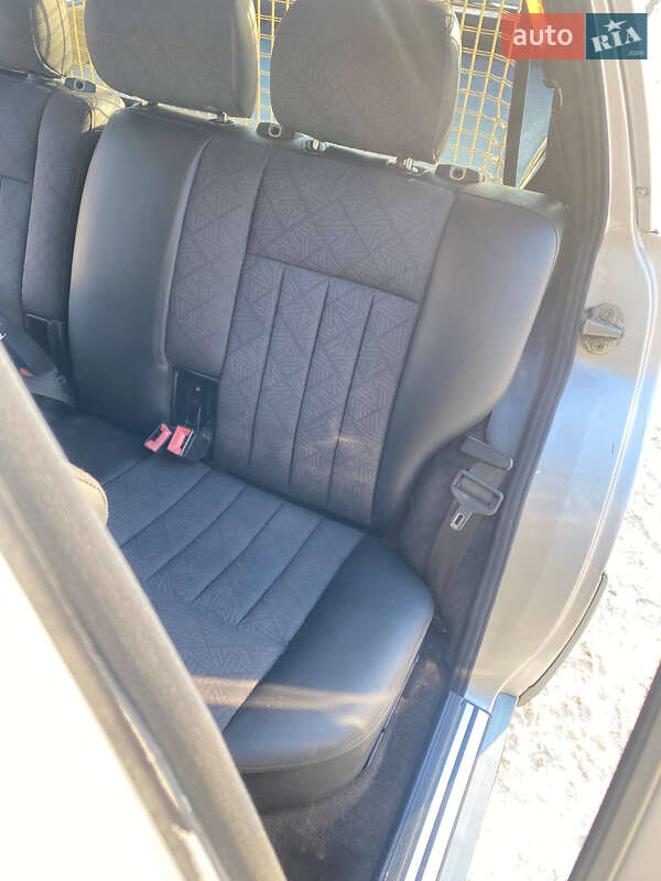 Універсал Mercedes-Benz E-Class 1995 в Києві фото 14 Універсал Mercedes-Benz E-Class 1995 в Києві