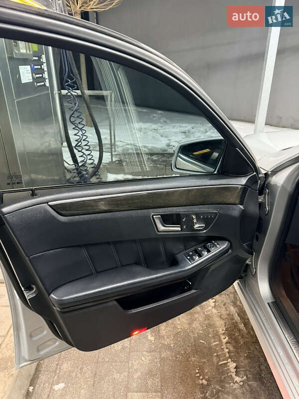 Седан Mercedes-Benz E-Class 2014 в Луцке