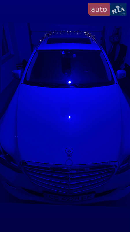 Універсал Mercedes-Benz E-Class 2013 в Чернівцях