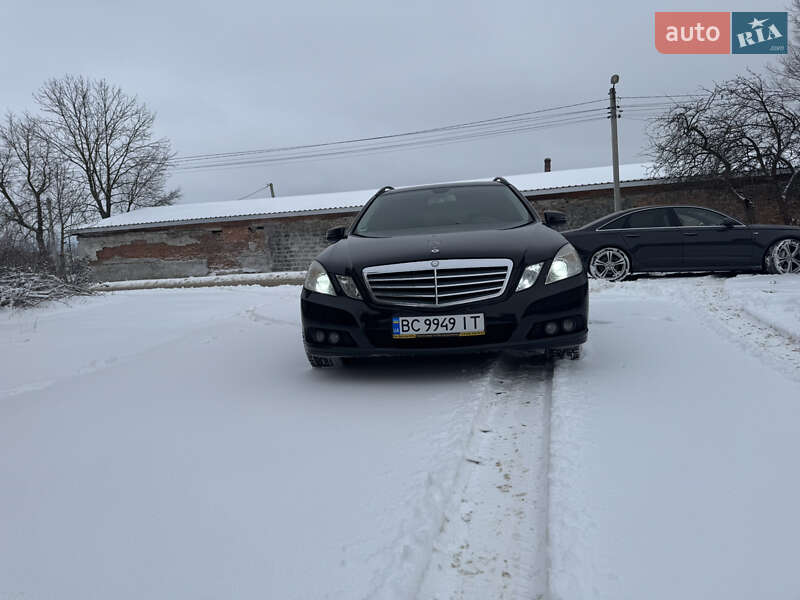 Універсал Mercedes-Benz E-Class 2010 в Золочеві фото 8 Універсал Mercedes-Benz E-Class 2010 в Золочеві