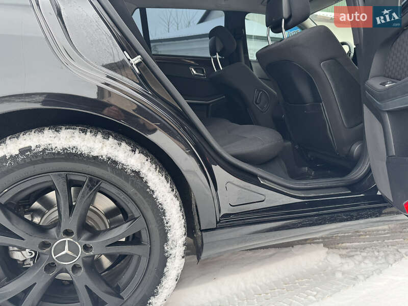 Універсал Mercedes-Benz E-Class 2010 в Золочеві фото 21 Універсал Mercedes-Benz E-Class 2010 в Золочеві