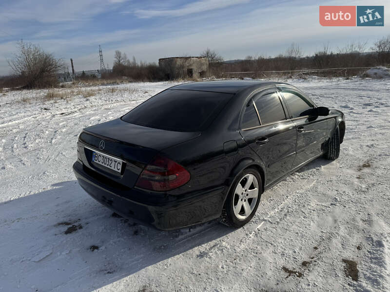 Седан Mercedes-Benz E-Class 2004 в Ходореві фото 11 Седан Mercedes-Benz E-Class 2004 в Ходореві