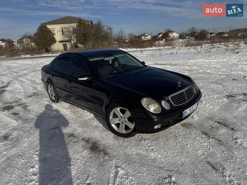 Седан Mercedes-Benz E-Class 2004 в Ходореві фото 15 Седан Mercedes-Benz E-Class 2004 в Ходореві