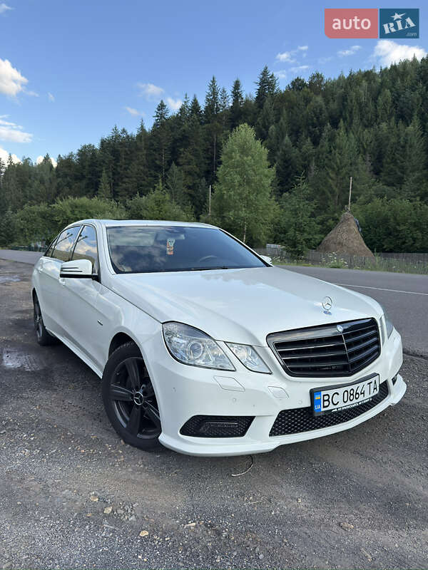 Седан Mercedes-Benz E-Class 2009 в Кам'янець-Подільському фото 28 Седан Mercedes-Benz E-Class 2009 в Кам'янець-Подільському