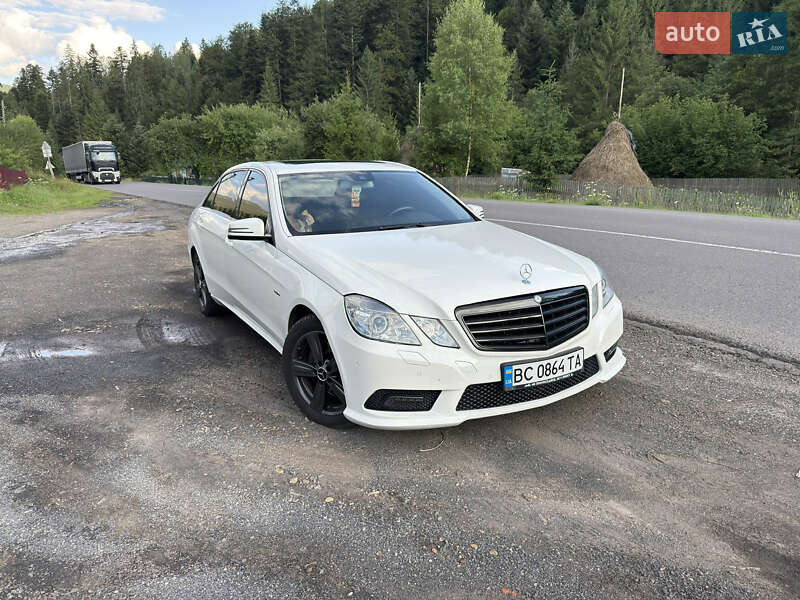 Седан Mercedes-Benz E-Class 2009 в Кам'янець-Подільському фото 29 Седан Mercedes-Benz E-Class 2009 в Кам'янець-Подільському