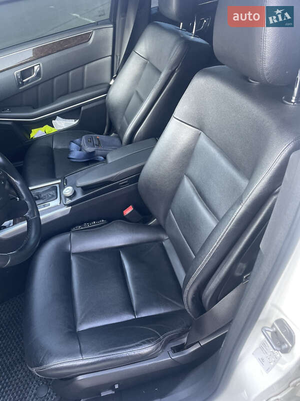 Седан Mercedes-Benz E-Class 2009 в Кам'янець-Подільському фото 66 Седан Mercedes-Benz E-Class 2009 в Кам'янець-Подільському