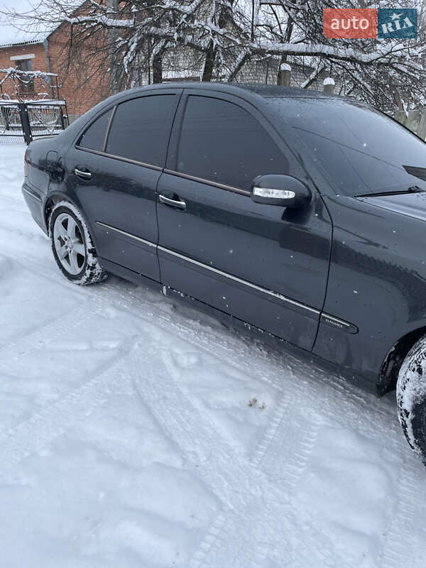 Седан Mercedes-Benz E-Class 2004 в Любомле фото 4 Седан Mercedes-Benz E-Class 2004 в Любомле