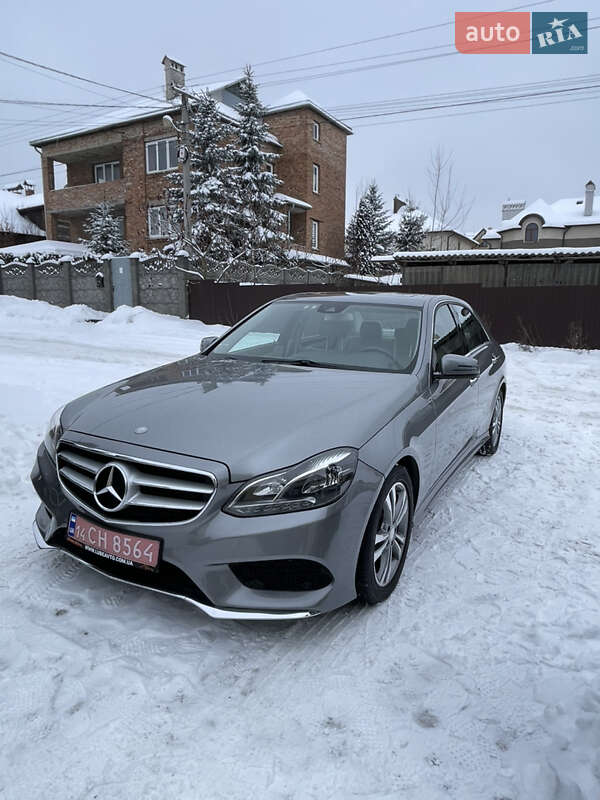 Седан Mercedes-Benz E-Class 2014 в Львове