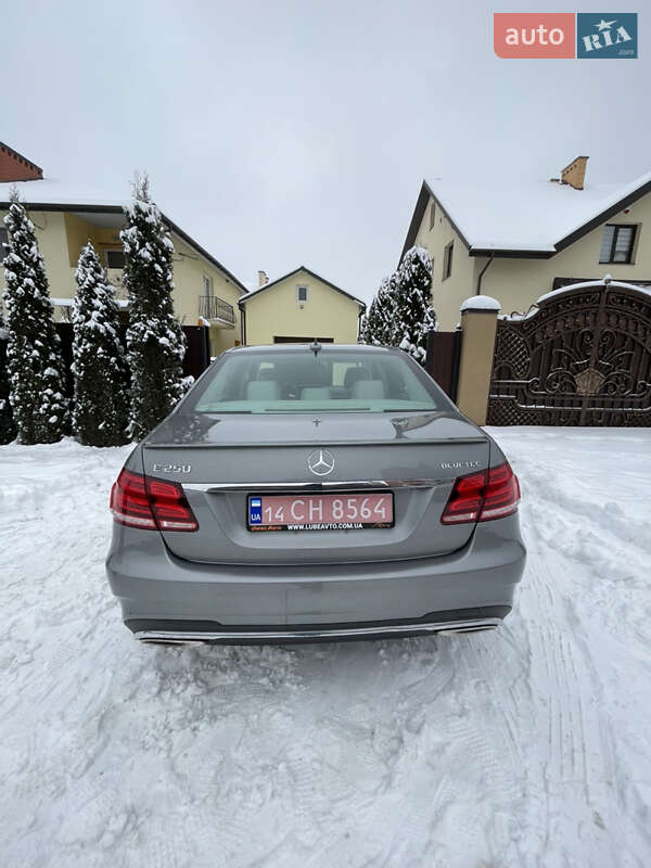 Седан Mercedes-Benz E-Class 2014 в Львове
