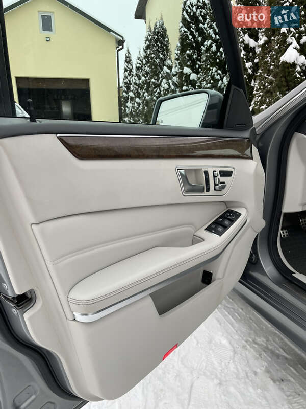 Седан Mercedes-Benz E-Class 2014 в Львове