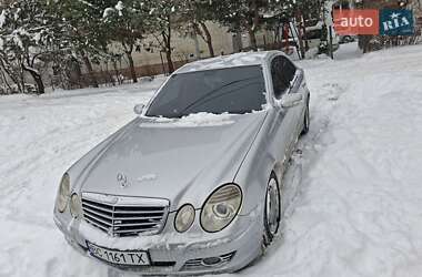 Седан Mercedes-Benz E-Class 2008 в Львове