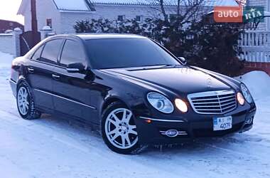 Седан Mercedes-Benz E-Class 2007 в Мене