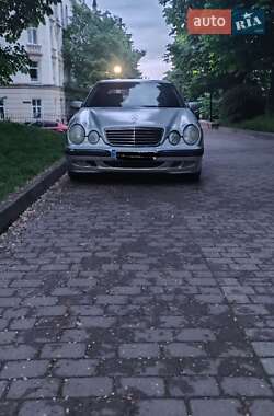 Седан Mercedes-Benz E-Class 1999 в Львові