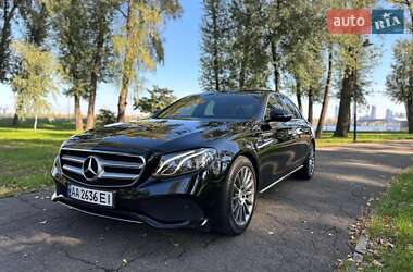 Седан Mercedes-Benz E-Class 2017 в Киеве