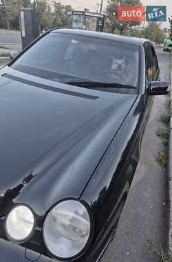 Седан Mercedes-Benz E-Class 2000 в Харкові