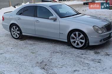 Седан Mercedes-Benz E-Class 2005 в Черновцах