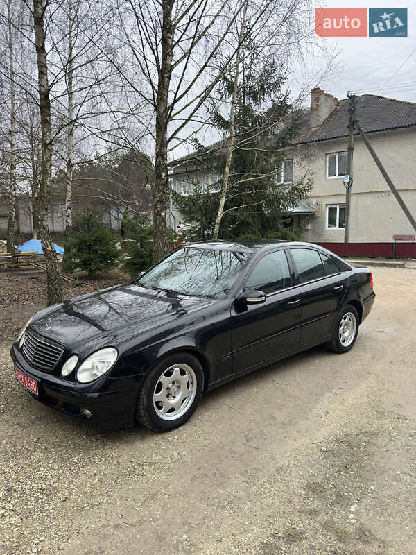 Mercedes-Benz E-Class 2004