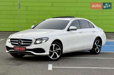 Седан Mercedes-Benz E-Class 2017 в Києві
