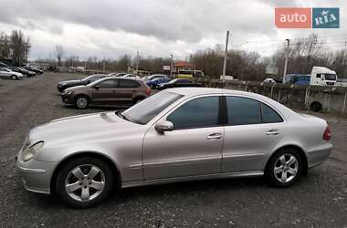Седан Mercedes-Benz E-Class 2004 в Киеве