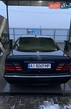 Седан Mercedes-Benz E-Class 2001 в Вінниці