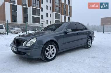 Седан Mercedes-Benz E-Class 2006 в Ровно