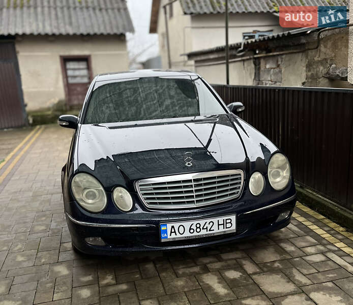 Mercedes-Benz E-Class 2003 Mercedes-Benz E-Class 2003