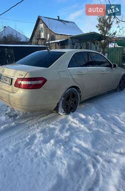 Седан Mercedes-Benz E-Class 2012 в Кам'янець-Подільському