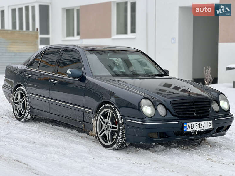 Mercedes-Benz E-Class 2000