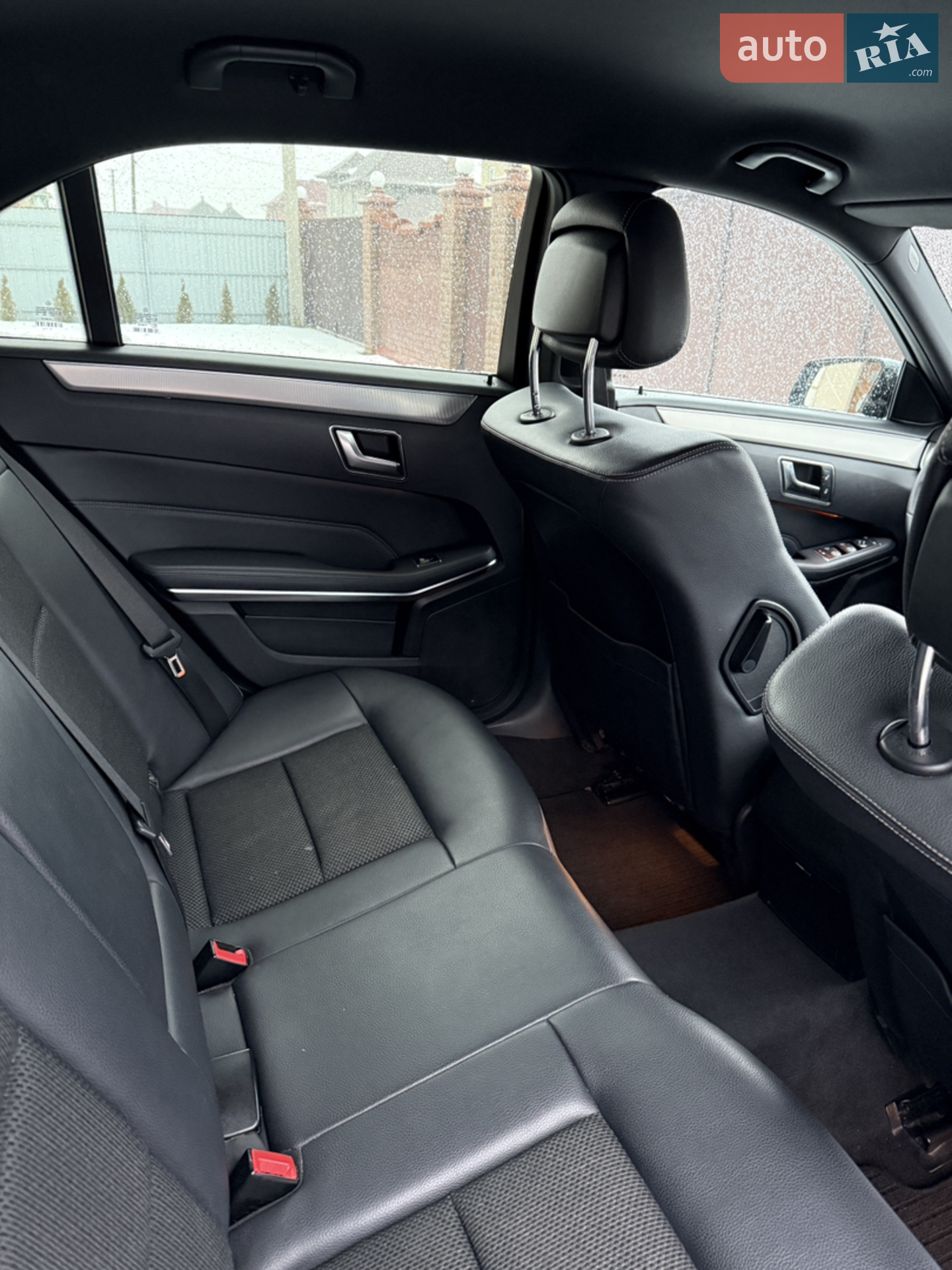 2013 Mercedes-Benz E-klasse - мініатюра 18