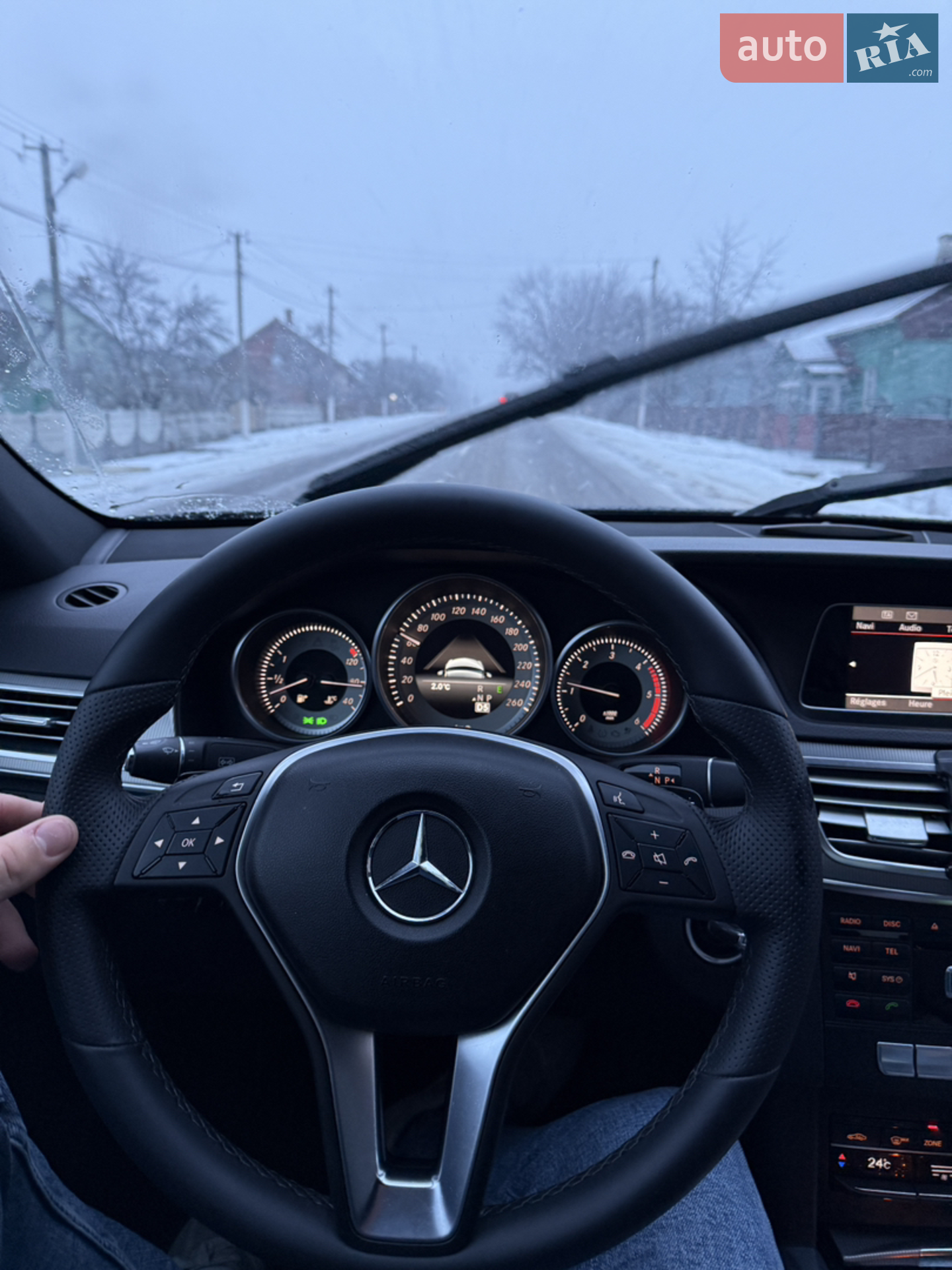 2013 Mercedes-Benz E-klasse - мініатюра 21