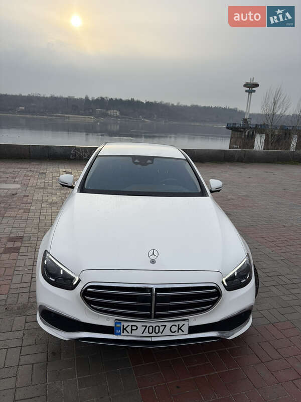 Седан Mercedes-Benz E-Class 2020 в Запорожье