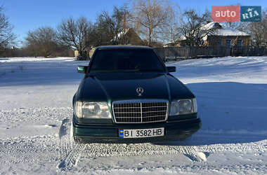 Седан Mercedes-Benz E-Class 1995 в Пирятине