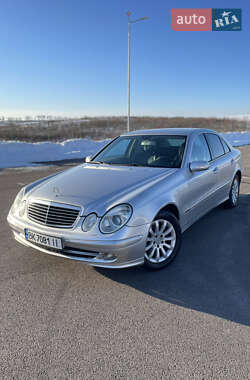 Седан Mercedes-Benz E-Class 2004 в Здолбунове