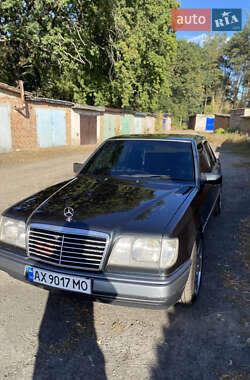 Седан Mercedes-Benz E-Class 1994 в Краснограде