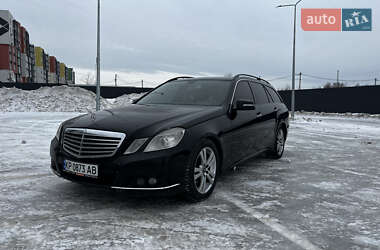Универсал Mercedes-Benz E-Class 2011 в Киеве