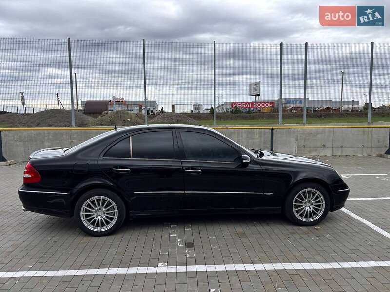 Mercedes-Benz E-Class 2004
