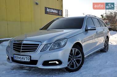 Универсал Mercedes-Benz E-Class 2010 в Львове