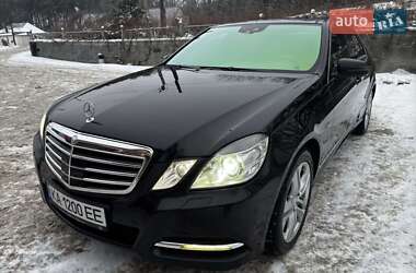 Седан Mercedes-Benz E-Class 2010 в Черновцах