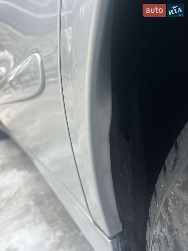 Седан Mercedes-Benz E-Class 2006 в Луцке