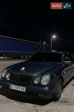 Седан Mercedes-Benz E-Class 1997 в Косове