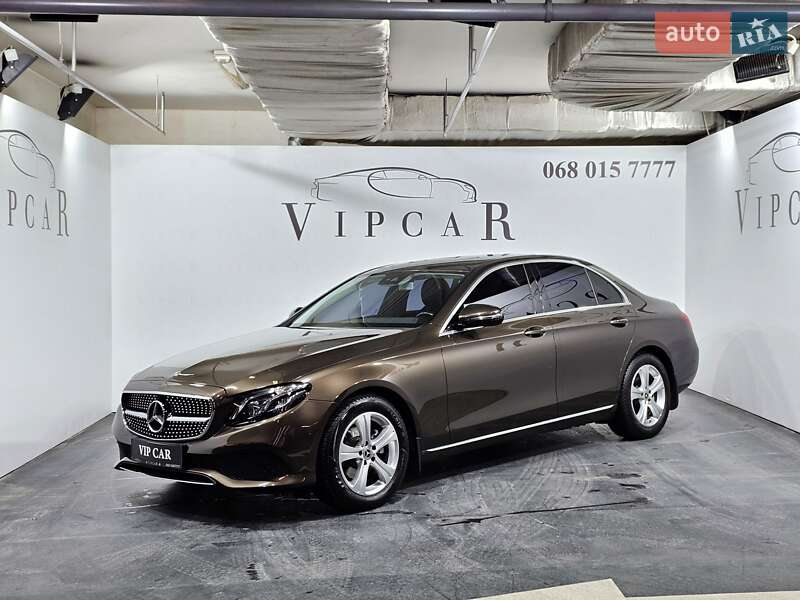 Mercedes-Benz E-Class 2017 Mercedes-Benz E-Class 2017