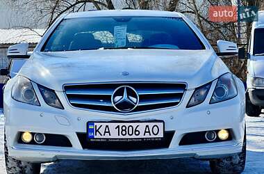 Купе Mercedes-Benz E-Class 2010 в Киеве