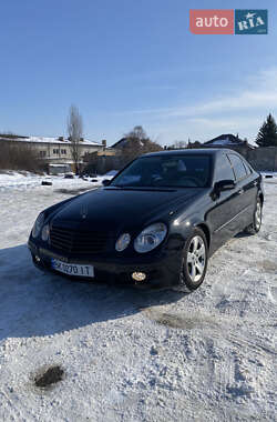 Седан Mercedes-Benz E-Class 2003 в Рівному