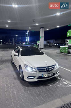 Купе Mercedes-Benz E-Class 2012 в Киеве