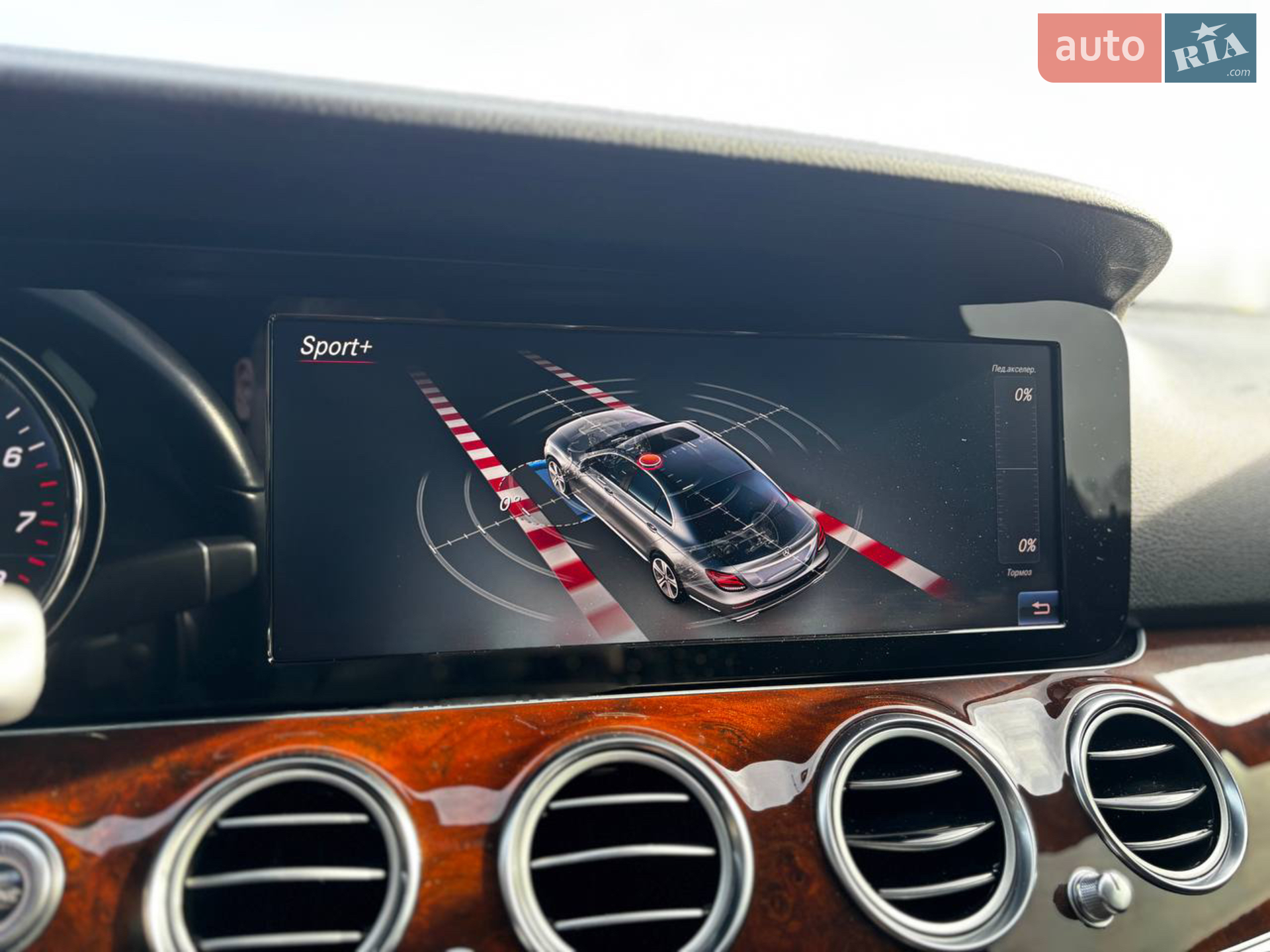 2018 Mercedes-Benz E-klasse - мініатюра 26
