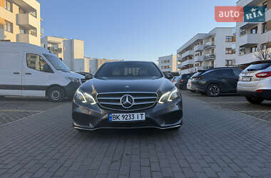 Седан Mercedes-Benz E-Class 2013 в Костопілі