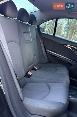 Седан Mercedes-Benz E-Class 2008 в Меденичах